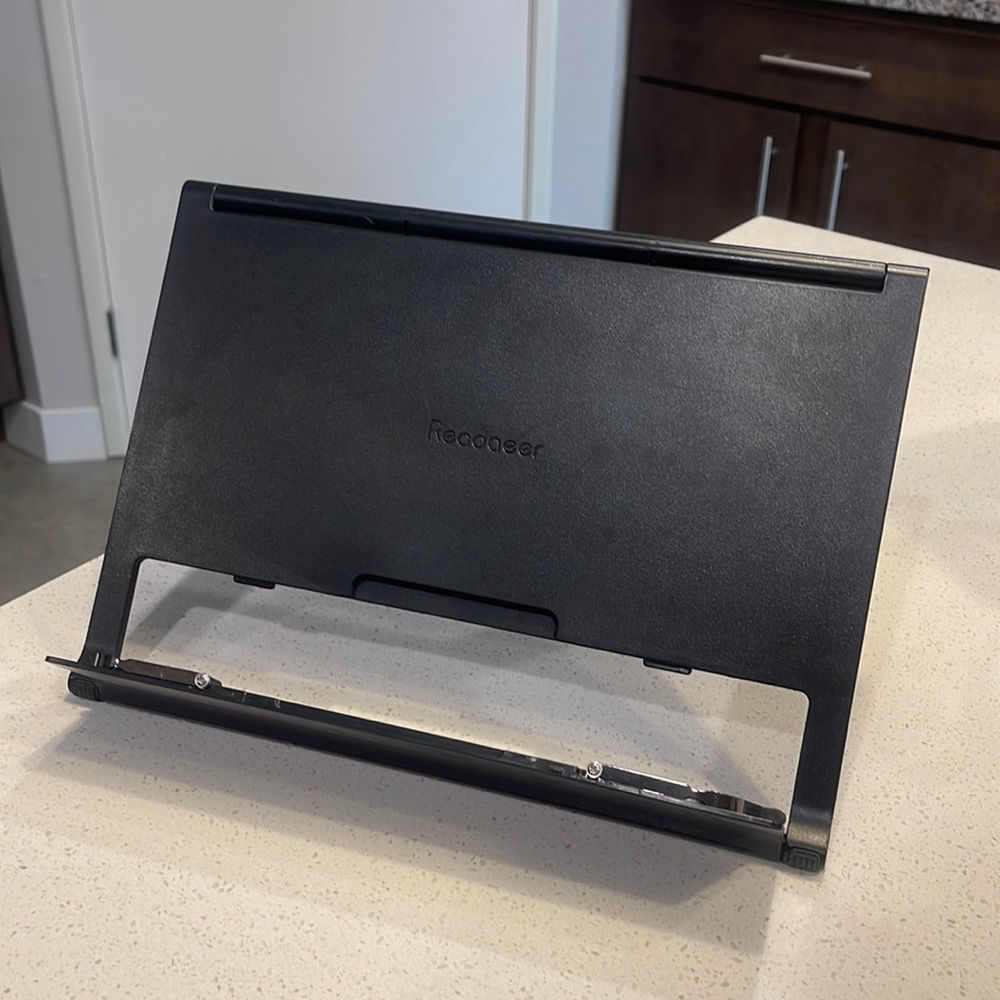 Readaeer Reading Stand - Picture 2 of 2